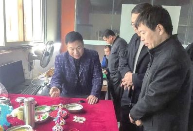 电子商务专业的劳动模范