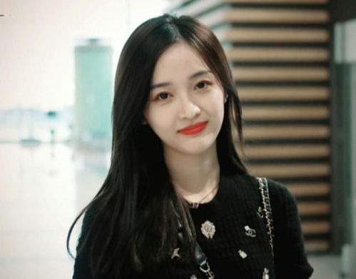 女友长得像单依纯，我的甜蜜复制粘贴生活